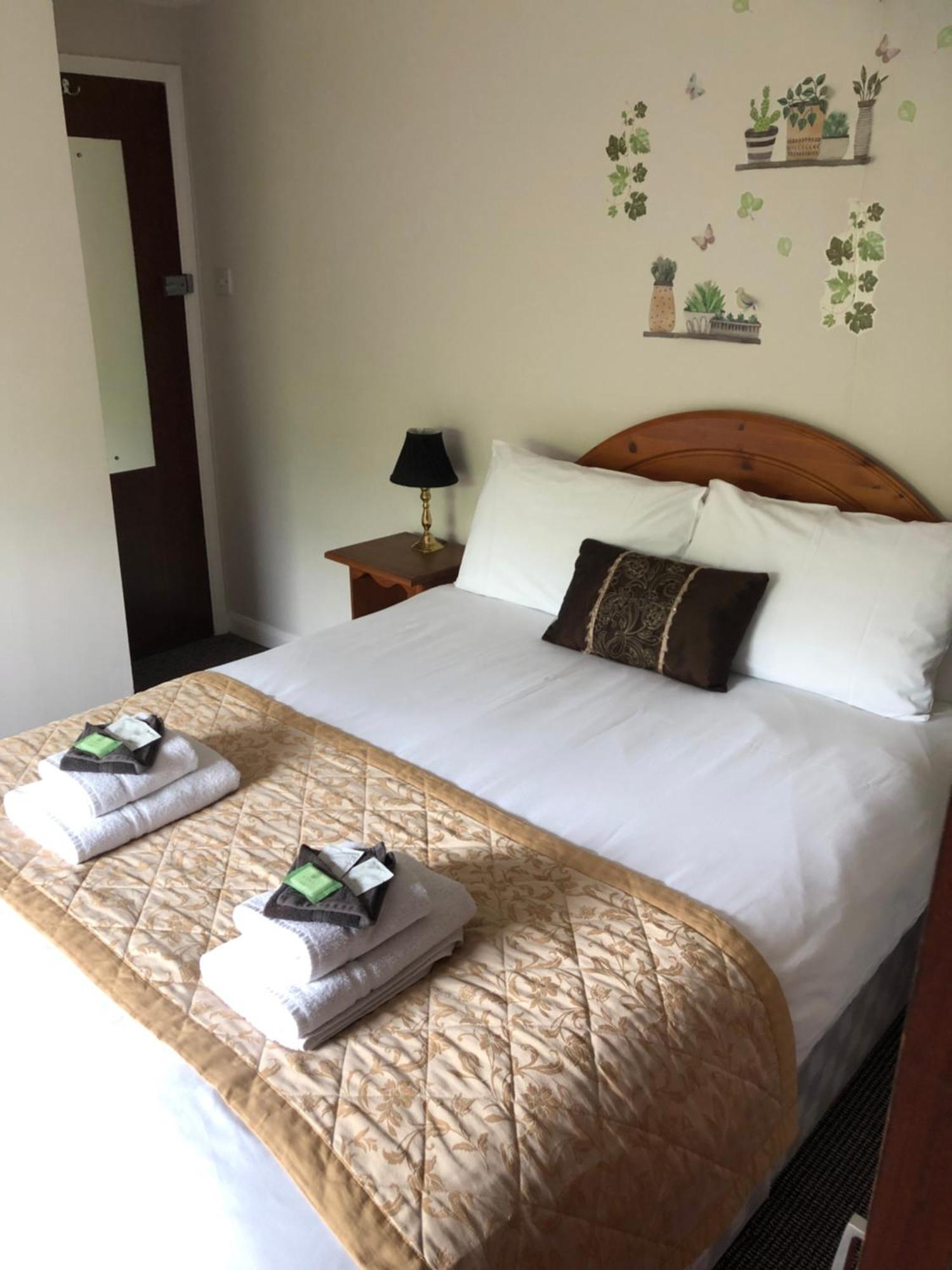 Fairways Guest House Кембридж Экстерьер фото