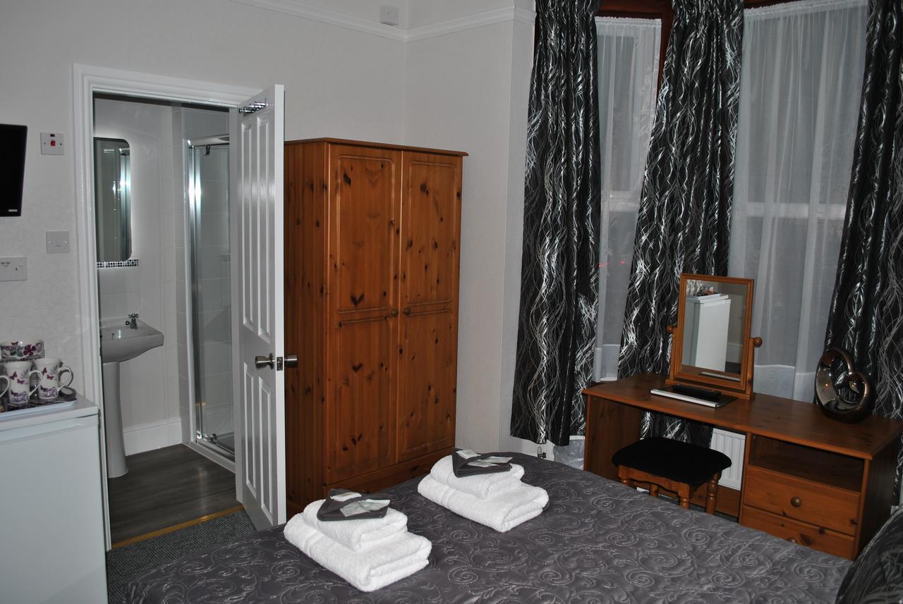 Fairways Guest House Кембридж Экстерьер фото